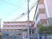 南草津駅より徒歩15分 4階 築25年8ヶ月の賃貸物件