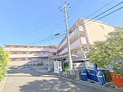 南草津駅より徒歩15分 4階 築26年6ヶ月の賃貸物件