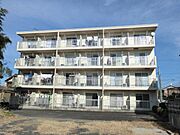 南草津駅より徒歩15分 3階 築31年9ヶ月の賃貸物件