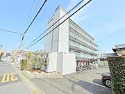 EM 3階 築33年6ヶ月の賃貸物件