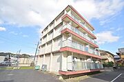 草津駅より徒歩13分 3階 築42年3ヶ月の賃貸物件