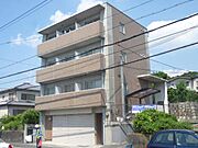 石山駅より徒歩19分 築29年2ヶ月 3階建の賃貸物件