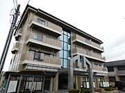 栗東駅より徒歩17分 築33年5ヶ月 4階建の賃貸物件