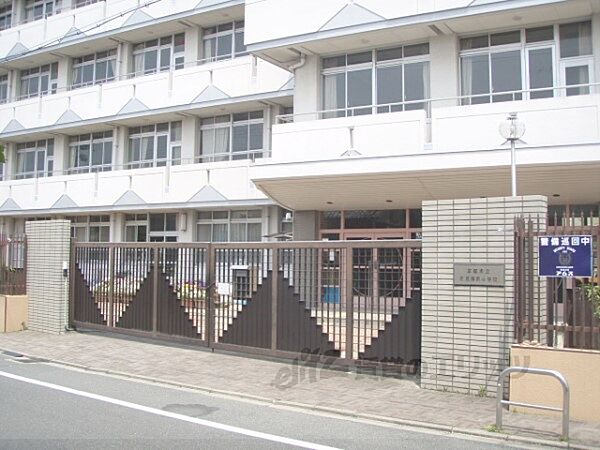 画像20:伏見南浜小学校まで300メートル