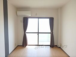 ジョイフルＦｏｒｔｕｎｅ 407 4階1Kのリビング/ダイニング