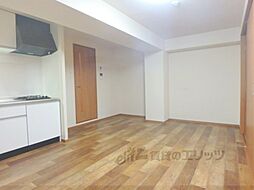 QUINTO五条烏丸 6階1LDKのリビング/ダイニング