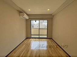 セゾン桃山 302 3階1Kのリビング/ダイニング