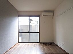 近鉄京都線 近鉄丹波橋駅 徒歩10分の賃貸アパート 1階1Kのリビング/ダイニング