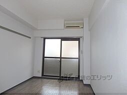 近鉄京都線 小倉駅 徒歩13分の賃貸マンション 4階1Kのリビング/ダイニング