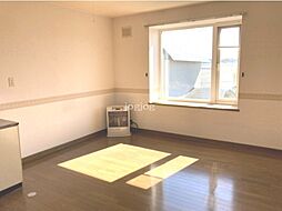 ハイムピア高栄 22 2階2LDKのリビング/ダイニング