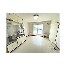 花月コーポ 0202 2階1LDKのリビング/ダイニング