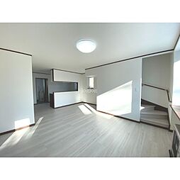 とん田西町拓北貸家Ｃ棟 1階3LDKのリビング/ダイニング