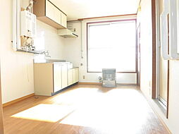 第6日研ハイツ 201 2階1DKのリビング/ダイニング