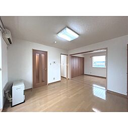 スイングラピュタ B33 3階1LDKのリビング/ダイニング