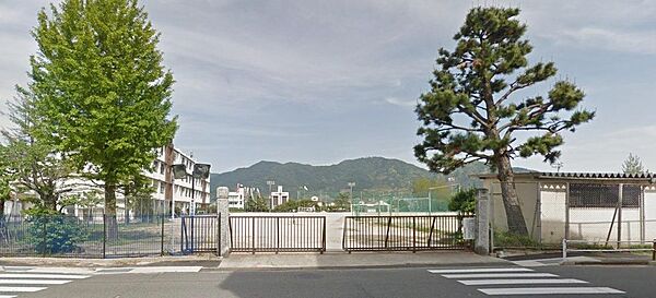 画像25:萩市立萩東中学校(1、700m)