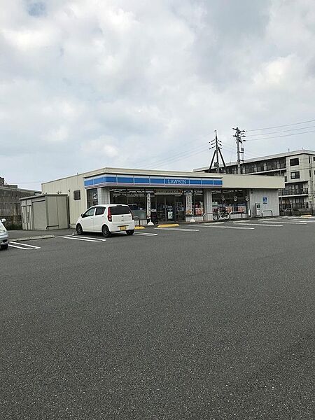 画像27:ローソン萩椿東平方店(1、031m)