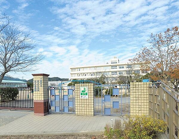 画像29:下関市立清末小学校(500m)