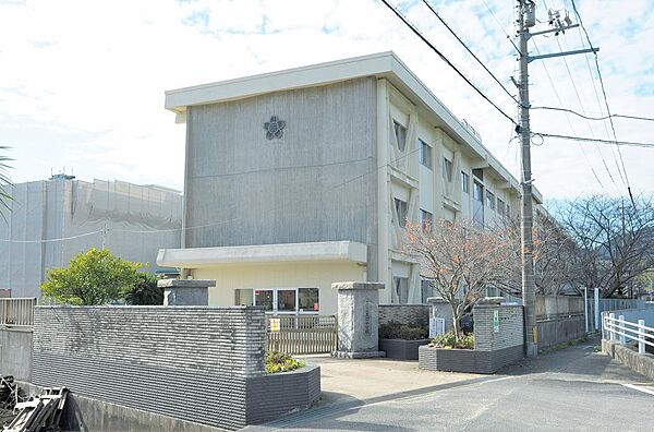 画像24:下関市立王司小学校(1、237m)
