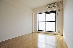 サーブル吉見1 107 1階1Kのリビング/ダイニング