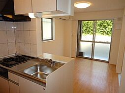 サンパレス 201 2階1LDKのリビング/ダイニング