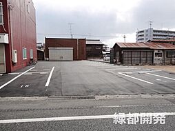 小月駅前駐車場
