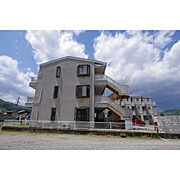 戸倉駅より徒歩10分 築34年5ヶ月 3階建の賃貸物件