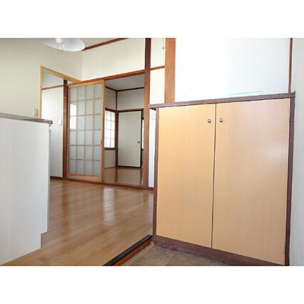 レセンテ千曲_内装_2