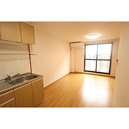 グランデール多田 2階1LDKのリビング/ダイニング