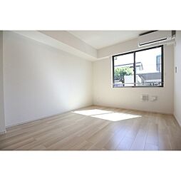 リ・ブラン 1階1LDKのリビング/ダイニング