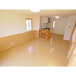 リビングタウン稲里　Ｅ〜Ｌ 3LDKのリビング/ダイニング