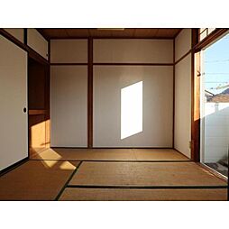 カーニバルハイツ 2階3DKのリビング/ダイニング