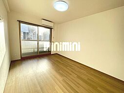 コンフォルト鶴舞 7階ワンルームのリビング/ダイニング