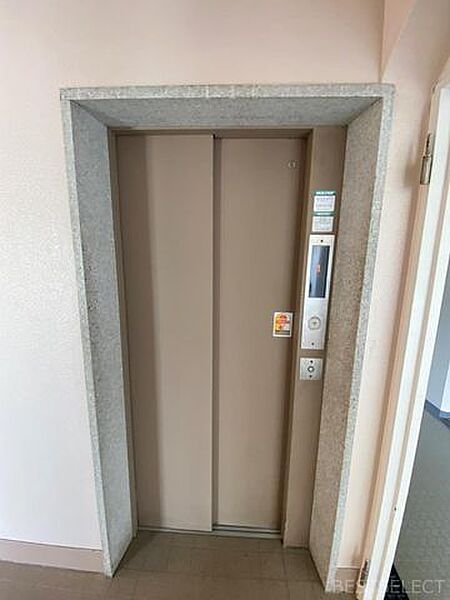 エレベーター