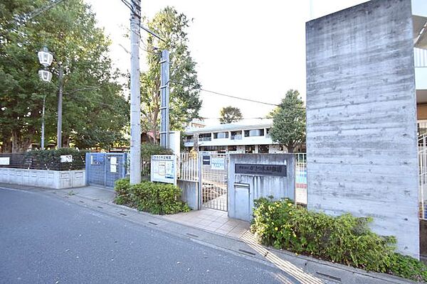かきの木幼稚園 （徒歩5分） 360m