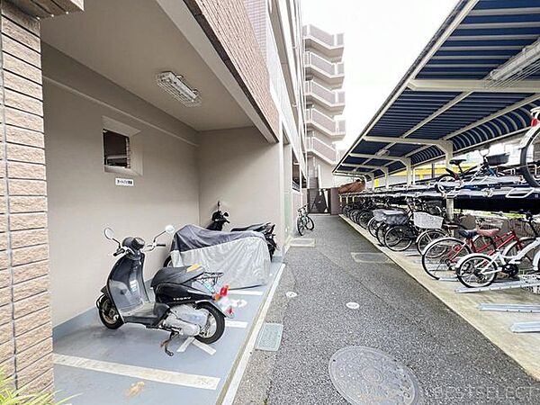 駐輪場