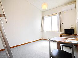 レオパレスrijeka 103 1階1Kのリビング/ダイニング