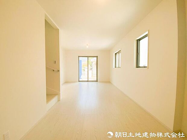 【リビング】一日の中で長く過ごすリビングは多機能空間として様々な過ごし方ができます