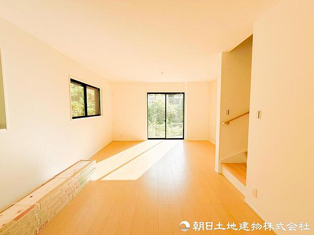 【リビング】一日の中で長く過ごすリビングは多機能空間として様々な過ごし方ができます