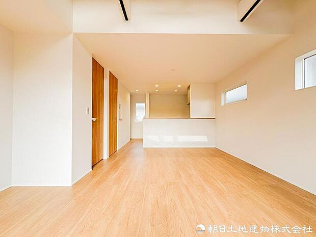 【リビング】暮らしのステージを彩り、心からのやすらぎと満足感を与えてくれます。