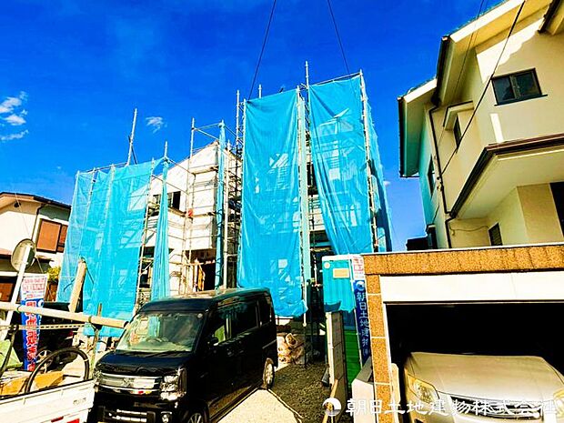 【現地写真】現在は建築中ではございますが完成物件をもとに建物プレゼンも承っております、お気軽にお問い合わせください。