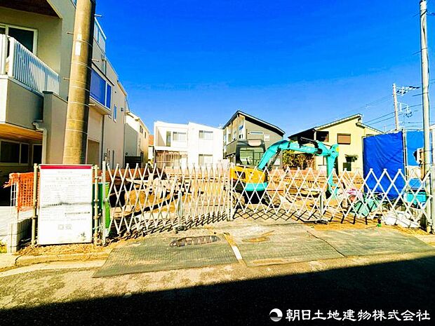 【現地写真】現在は建築中ではございますが完成物件をもとに建物プレゼンも承っております、お気軽にお問い合わせください。