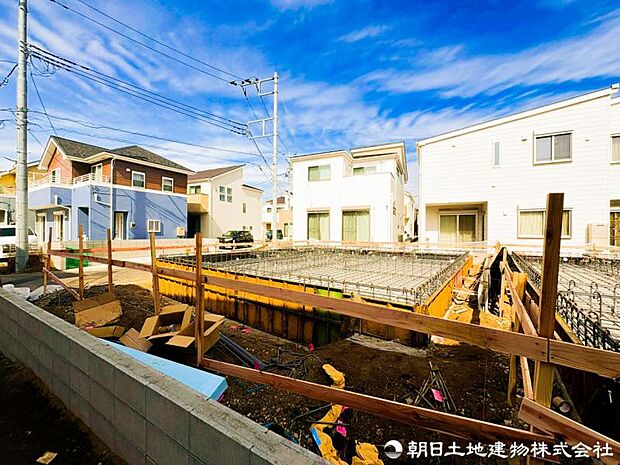 【現地写真】現在は建築中ではございますが完成物件をもとに建物プレゼンも承っております、お気軽にお問い合わせください。