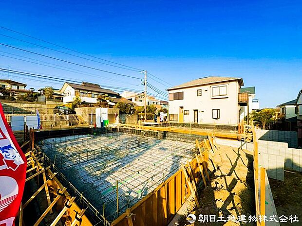 【現地写真】 周辺との距離感や街並みを把握できる現地写真。住環境の良さを実感できます。