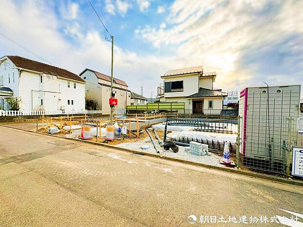 【現地写真】現在は建築中ではございますが完成物件をもとに建物プレゼンも承っております、お気軽にお問い合わせください。