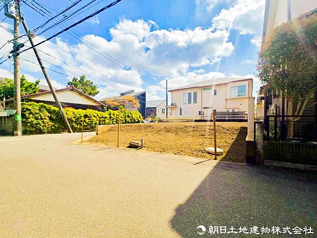 【現地写真】現在は建築中ではございますが建物プレゼンも承っております、お気軽にお問い合わせください。