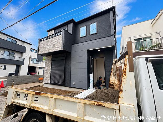 【現地写真】現在は建築中ではございますが建物プレゼンも承っております、お気軽にお問い合わせください。
