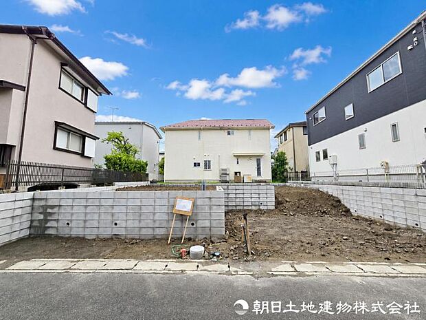 【現地写真】現在は建築中ではございますが建物プレゼンも承っております、お気軽にお問い合わせください。