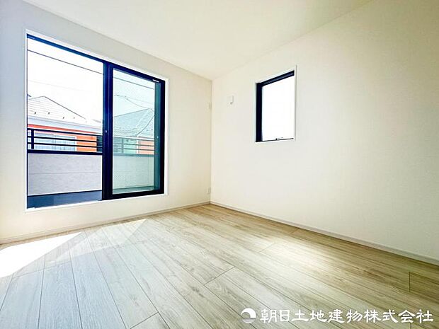 家族との時間も自分だけの時間も大切にできる洋室。寝室や子供部屋、ワークスペースなど、暮らしに合わせて多彩に使えます。家族の成長や暮らしの変化にも柔軟に使えます。