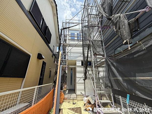 【現地写真】現在は建築中ではございますが建物プレゼンも承っております、お気軽にお問い合わせください。