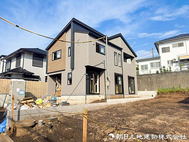 【現地写真】現在は建築中ではございますが建物プレゼンも承っております、お気軽にお問い合わせください。
